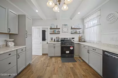 913 W Church Street, Elizabeth City, NC 27909 - Photo 17