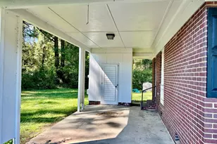18040 Wagram Rd, Laurinburg, NC 28352 - Photo 11