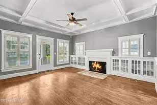 105 S Atlantic Ave, Southport, NC 28461 - Photo 7
