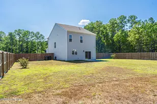 70 Walkabout Dr, Aberdeen, NC 28315 - Photo 27