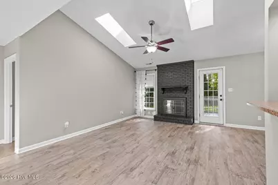 182 Raintree Circle, Jacksonville, NC 28540 - Photo 5