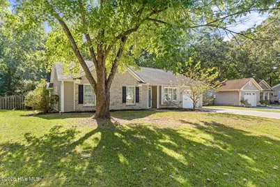 182 Raintree Circle, Jacksonville, NC 28540 - Photo 3