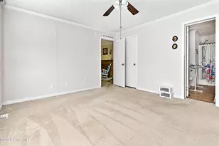 1035 W Bay St, Belhaven, NC 27810 - Photo 7
