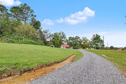 565 Tomotla Road, Marble, NC 28905 - Photo 5