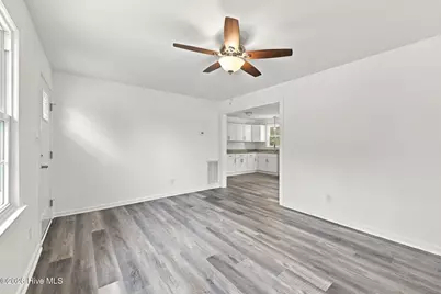 608 Norris Street, Greenville, NC 27858 - Photo 9