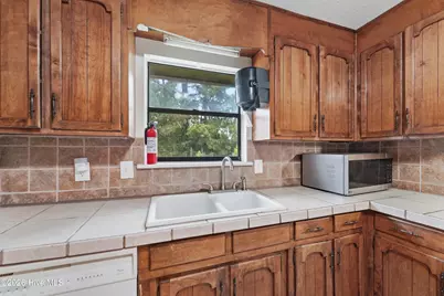 304 Branchwood Court, Jacksonville, NC 28546 - Photo 13