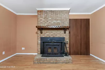 304 Branchwood Court, Jacksonville, NC 28546 - Photo 3