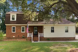 201 Evanswood Dr, Greenville, NC 27858 - Photo 3