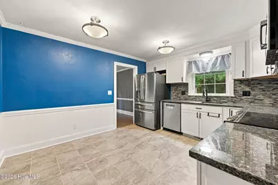201 Evanswood Drive, Greenville, NC 27858 - Photo 23
