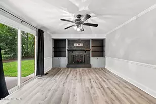 201 Evanswood Dr, Greenville, NC 27858 - Photo 21