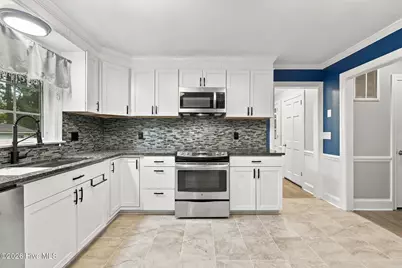 201 Evanswood Drive, Greenville, NC 27858 - Photo 25