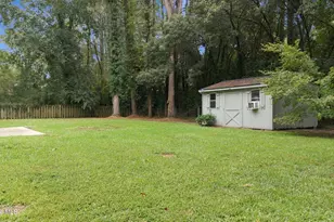 201 Evanswood Dr, Greenville, NC 27858 - Photo 37