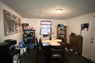 203 W King St, La Grange, NC 28551 - Photo 5