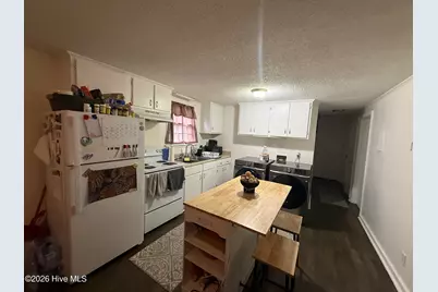203 W King Street, La Grange, NC 28551 - Photo 3