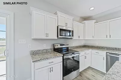 602 Retreat Court, Jacksonville, NC 28546 - Photo 11