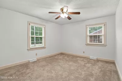 1120 Par Three Drive S, Wilson, NC 27893 - Photo 25