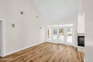 8510 Hammock Dunes Dr, Wilmington, NC 28411 - Photo 5