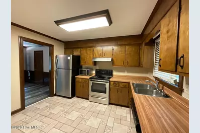 8023 Royal Drive, Sanford, NC 27332 - Photo 3