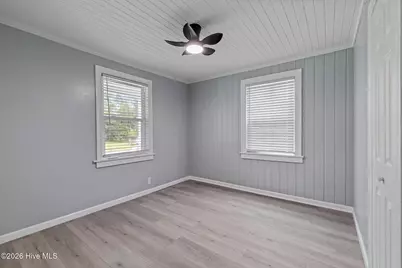 208 Clay Street, Kinston, NC 28501 - Photo 11
