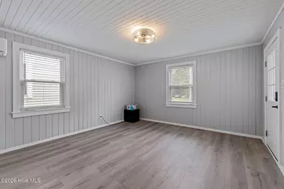 208 Clay Street, Kinston, NC 28501 - Photo 5