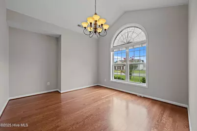 115 Ravenscroft Way, Jacksonville, NC 28540 - Photo 3