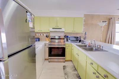 1112 N Shore Drive, Surf City, NC 28445 - Photo 11