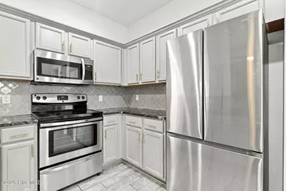 823 Isle Of Palms Way, Wilmington, NC 28412 - Photo 11