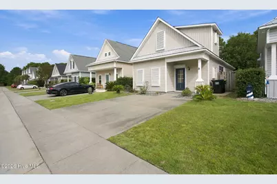 823 Isle Of Palms Way, Wilmington, NC 28412 - Photo 3