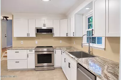 110 Stornoway Drive, Southern Pines, NC 28387 - Photo 9
