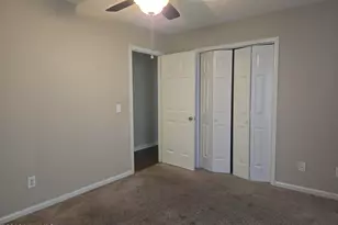 109 W Victoria Ct, Greenville, NC 27834 - Photo 5