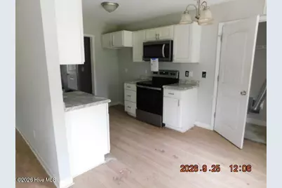 406 Seventh Street, Maysville, NC 28555 - Photo 5