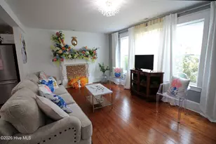 400 E 11th St, Washington, NC 27889 - Photo 5