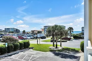 700 Ocean Dr, Oak Island, NC 28465 - Photo 31