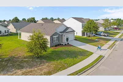 2706 Salisbury Lane W, Wilson, NC 27893 - Photo 3