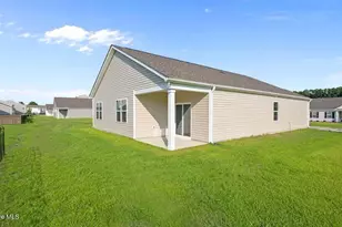 2706 Salisbury Ln W, Wilson, NC 27893 - Photo 27