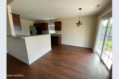 505 New Hanover Trail, Jacksonville, NC 28546 - Photo 5