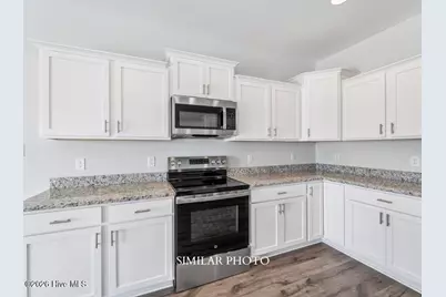 221 Big August Way, Jacksonville, NC 28546 - Photo 9