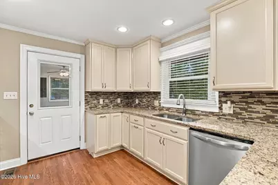 355 N Currant Street, Pinebluff, NC 28373 - Photo 7