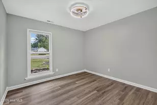 809 Deblea Ct, Jacksonville, NC 28546 - Photo 19