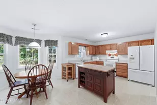 147 Bayshore Dr, Sneads Ferry, NC 28460 - Photo 15