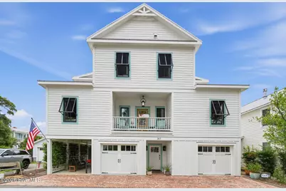 317 W Brunswick Street, Southport, NC 28461 - Photo 1