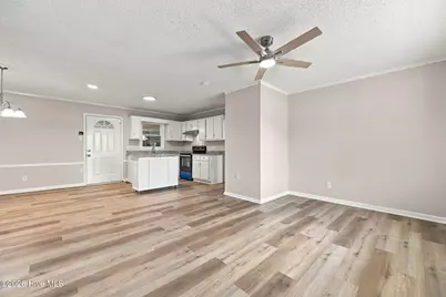 104 Oak Grove Avenue, Greenville, NC 27834 - Photo 11