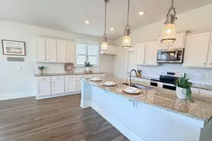 425 Edgewater Wy, Surf City, NC 28445 - Photo 9