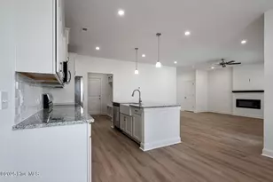 516 Burgundy Dr, Southern Pines, NC 28387 - Photo 19