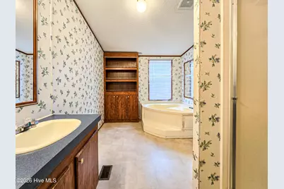 107 Bluebird Drive, Elizabeth City, NC 27909 - Photo 11