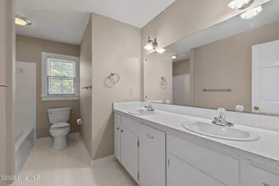240 S Hillcrest Drive, Goldsboro, NC 27534 - Photo 11