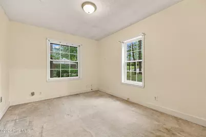 401 E Franklin Street, Williamston, NC 27892 - Photo 23