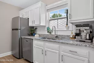 813 N 7th St, Wilmington, NC 28401 - Photo 13