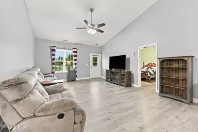 337 Folkstone Road, Holly Ridge, NC 28445 - Photo 11