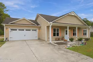 337 Folkstone Rd, Holly Ridge, NC 28445 - Photo 3